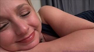 Stepson and Mom's Midnight Secret🤫