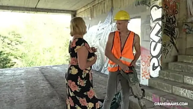 Hot Cougar Action at AdultPrime