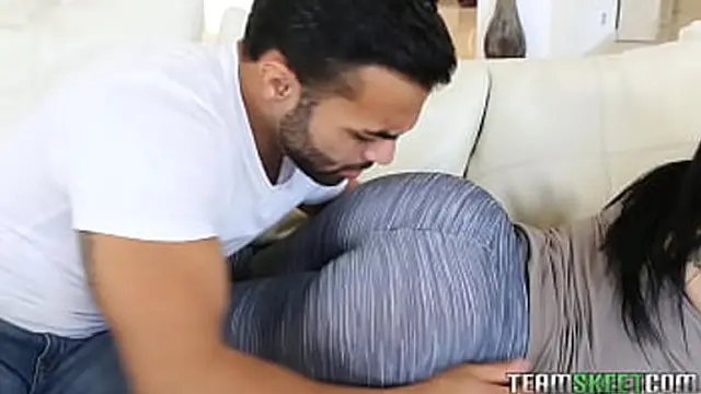 Latina beauties big booty soaked from deep throat and riding cock🌭 in HD