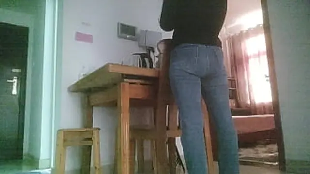 A young milf′s weekend gig needs both cash and intimacy