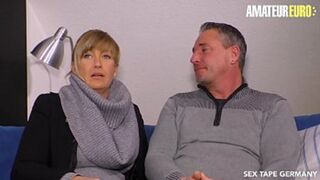 Mature Debbi Experiences Hot Amateur Euro Cam Session, Loving Every Minute!